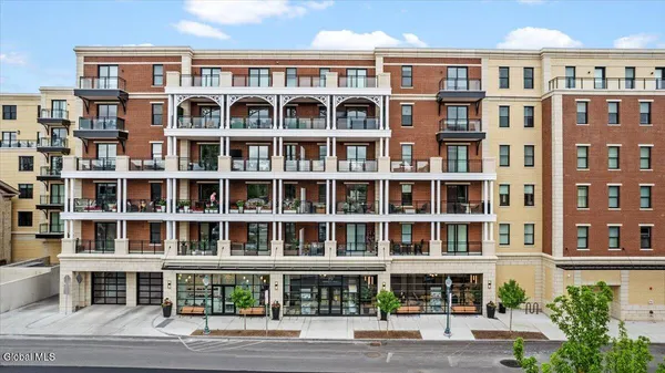 $1,675,000 | 19 Washington Street, Unit 565, Saratoga Springs, NY 12866