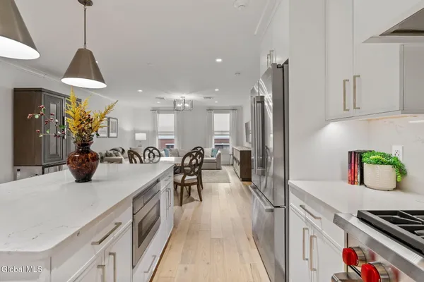 $1,675,000 | 19 Washington Street, Unit 565, Saratoga Springs, NY 12866