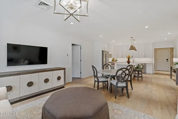 $1,675,000 | 19 Washington Street, Unit 565, Saratoga Springs, NY 12866
