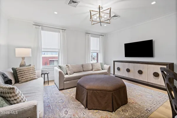 $1,675,000 | 19 Washington Street, Unit 565, Saratoga Springs, NY 12866