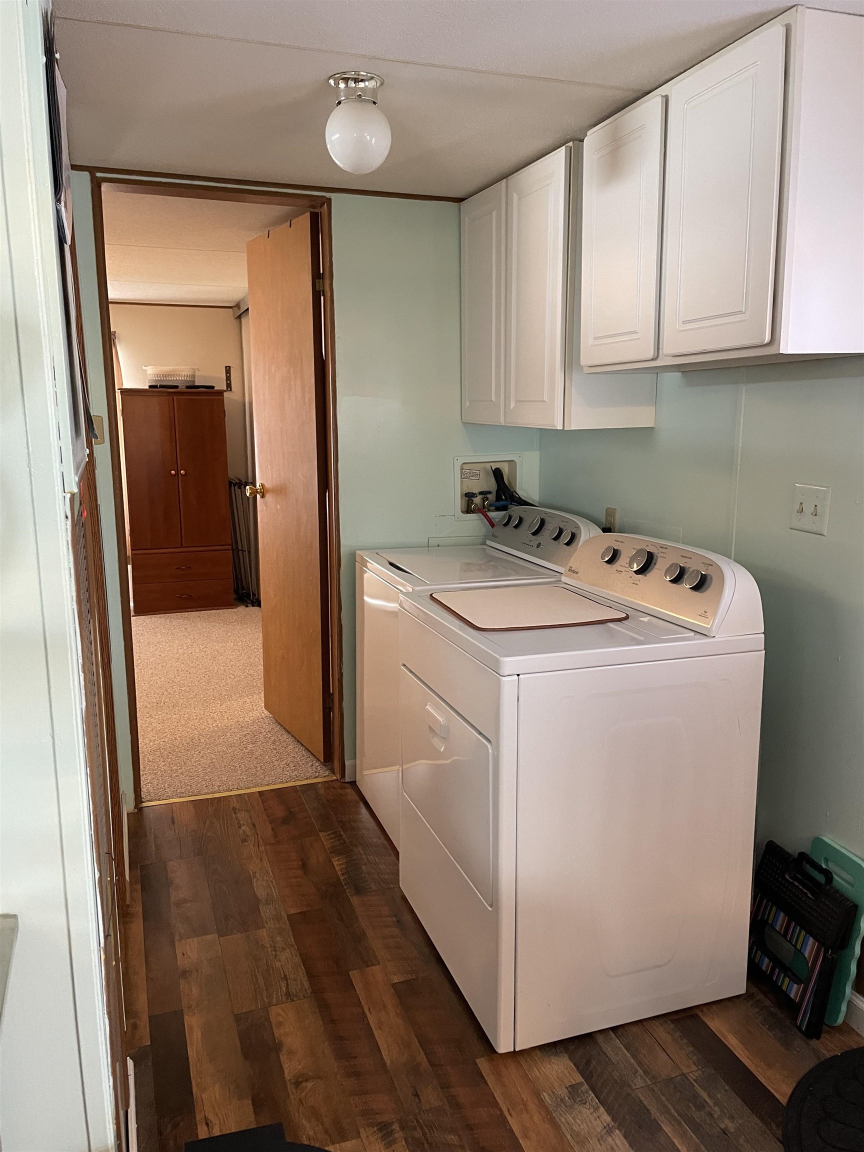 430 Highway 9 Marmora, NJ 08223 - Photo 12 of 17 a utility room with dryer and washer