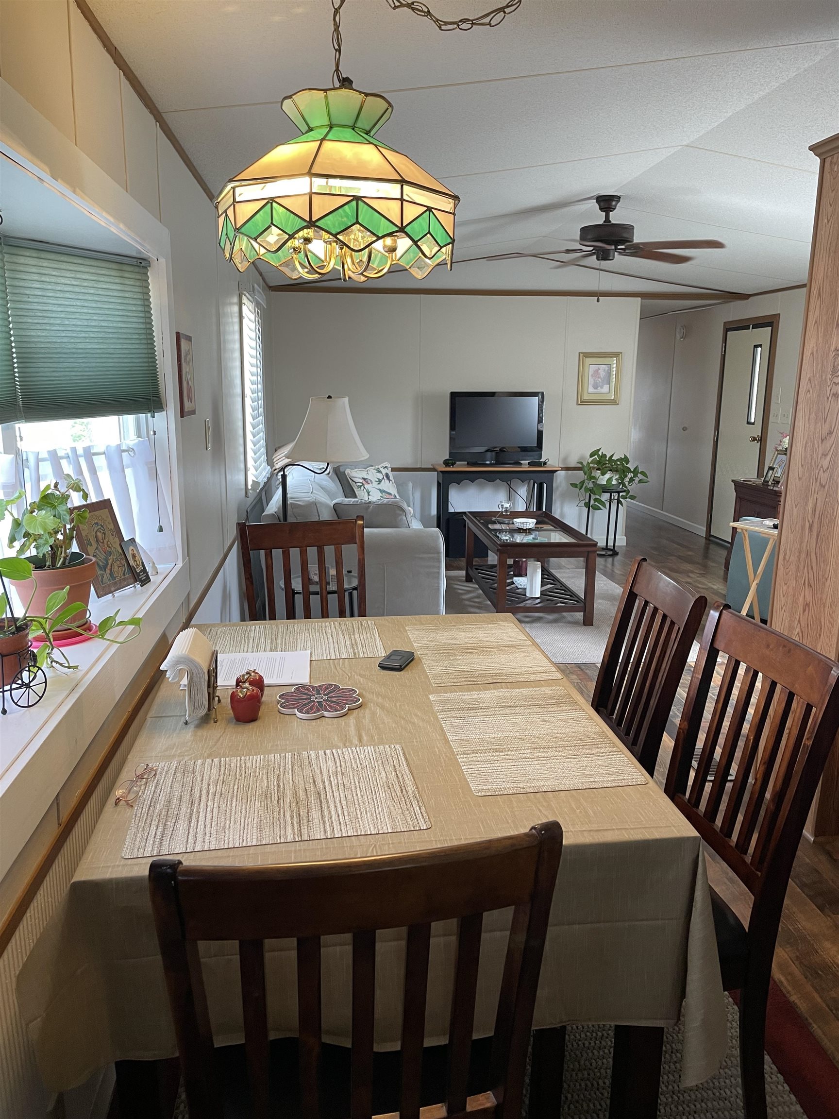 430 Highway 9 Marmora, NJ 08223 - Photo 8 of 17 a dining room with a table chairs and a flat screen tv