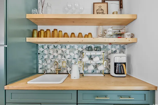 $450,000 | 21 Craftsman Lane, Georgetown, SC 29440