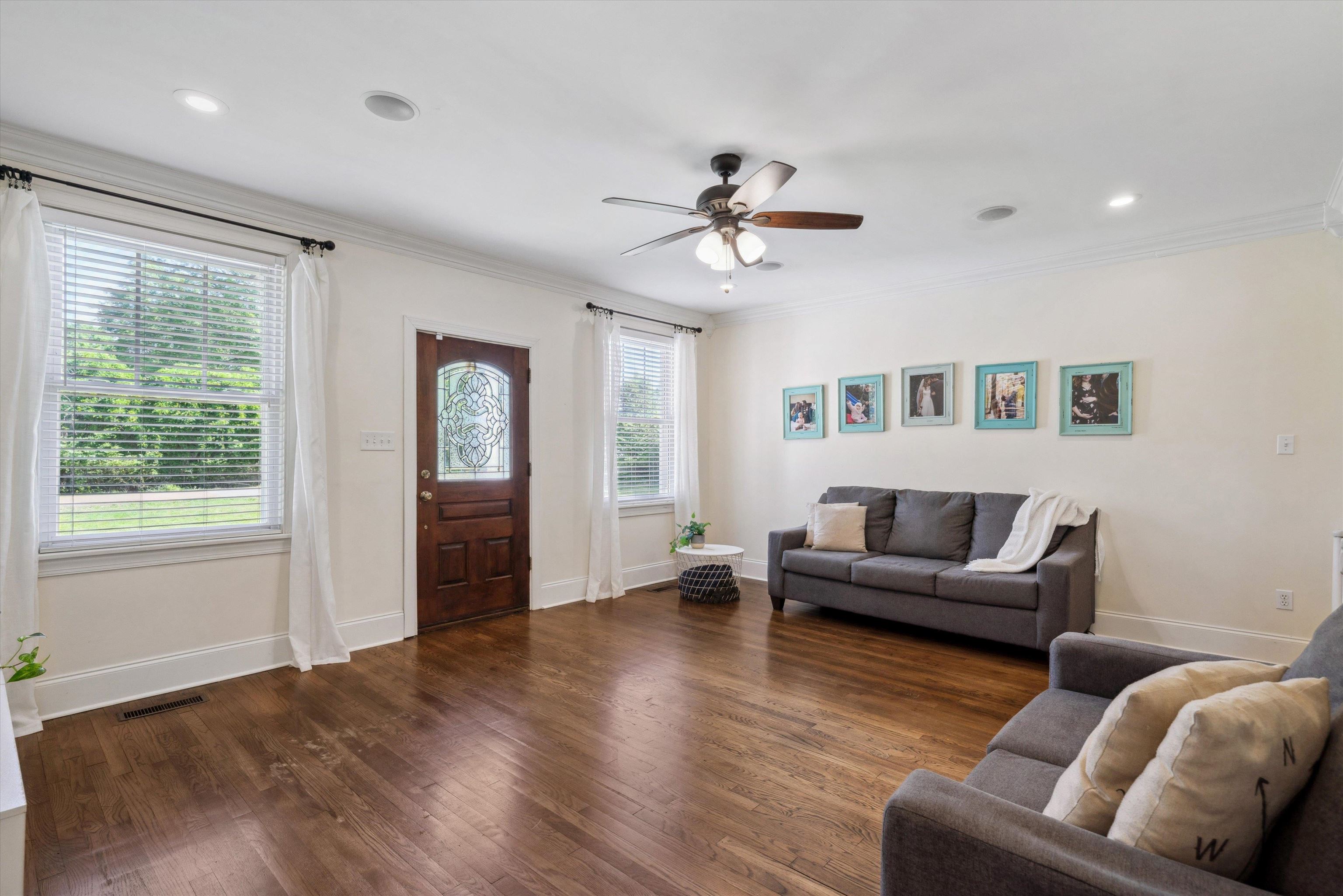 30 Blue Gray Road Piperton, TN 38017 - Photo 7 of 31 a living room with furniture and a window