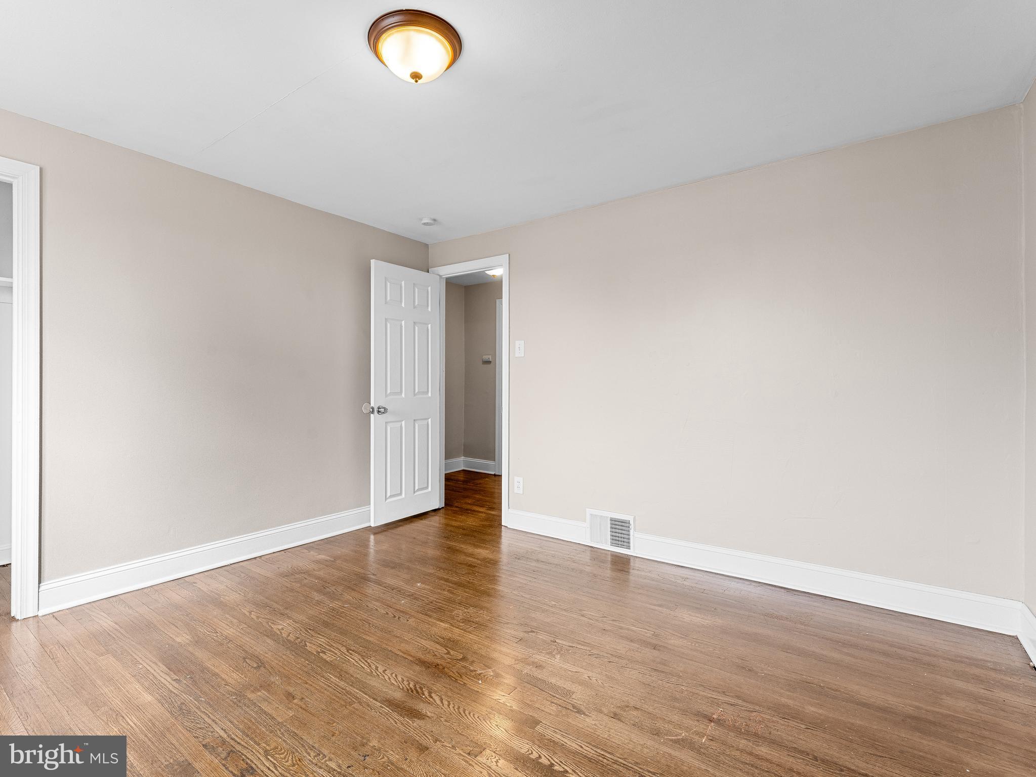 1343 Edgehill Road Darby, PA 19023 - Photo 13 of 23 Gallery Image 13