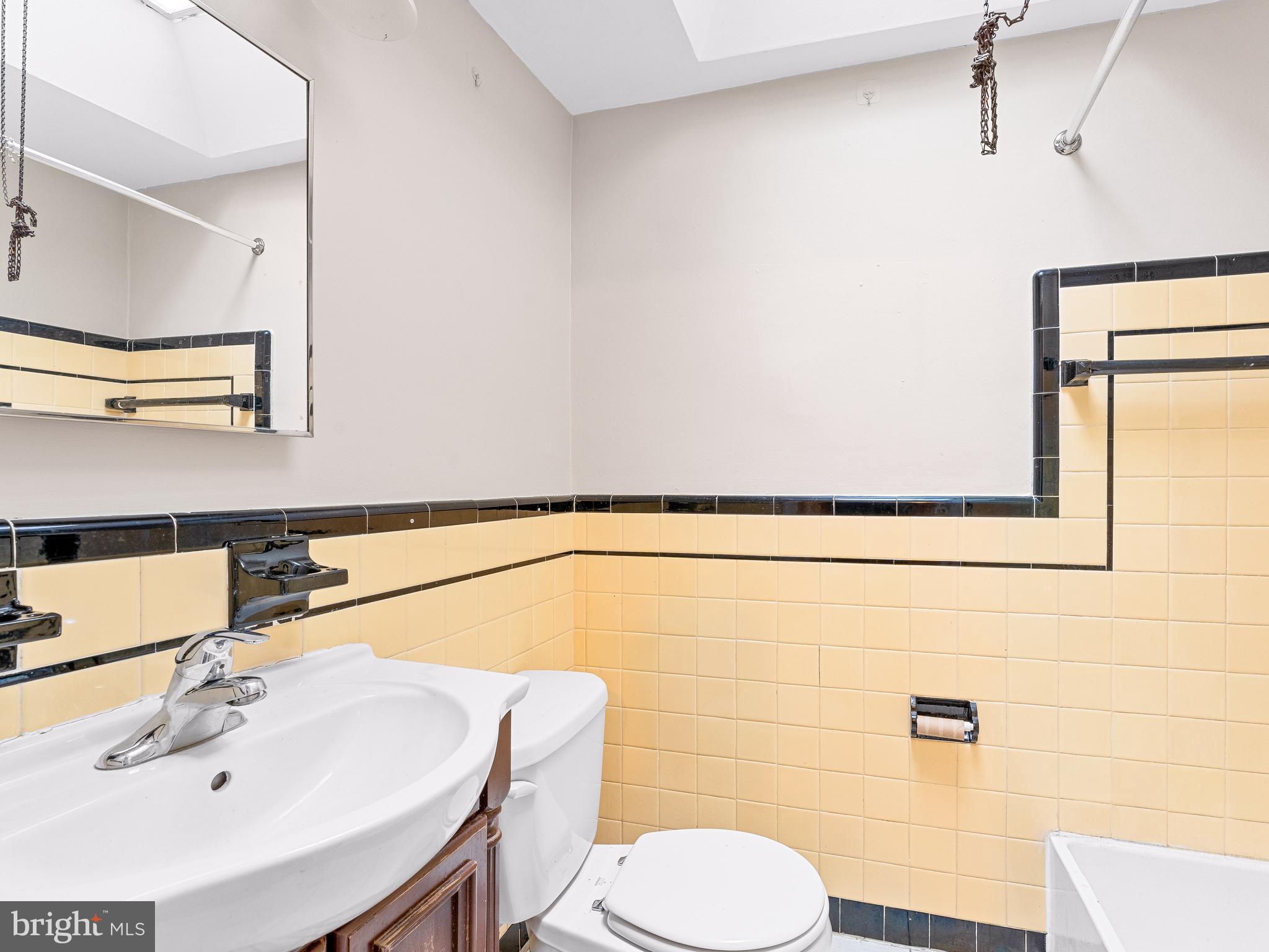1343 Edgehill Road Darby, PA 19023 - Photo 14 of 23 Gallery Image 14