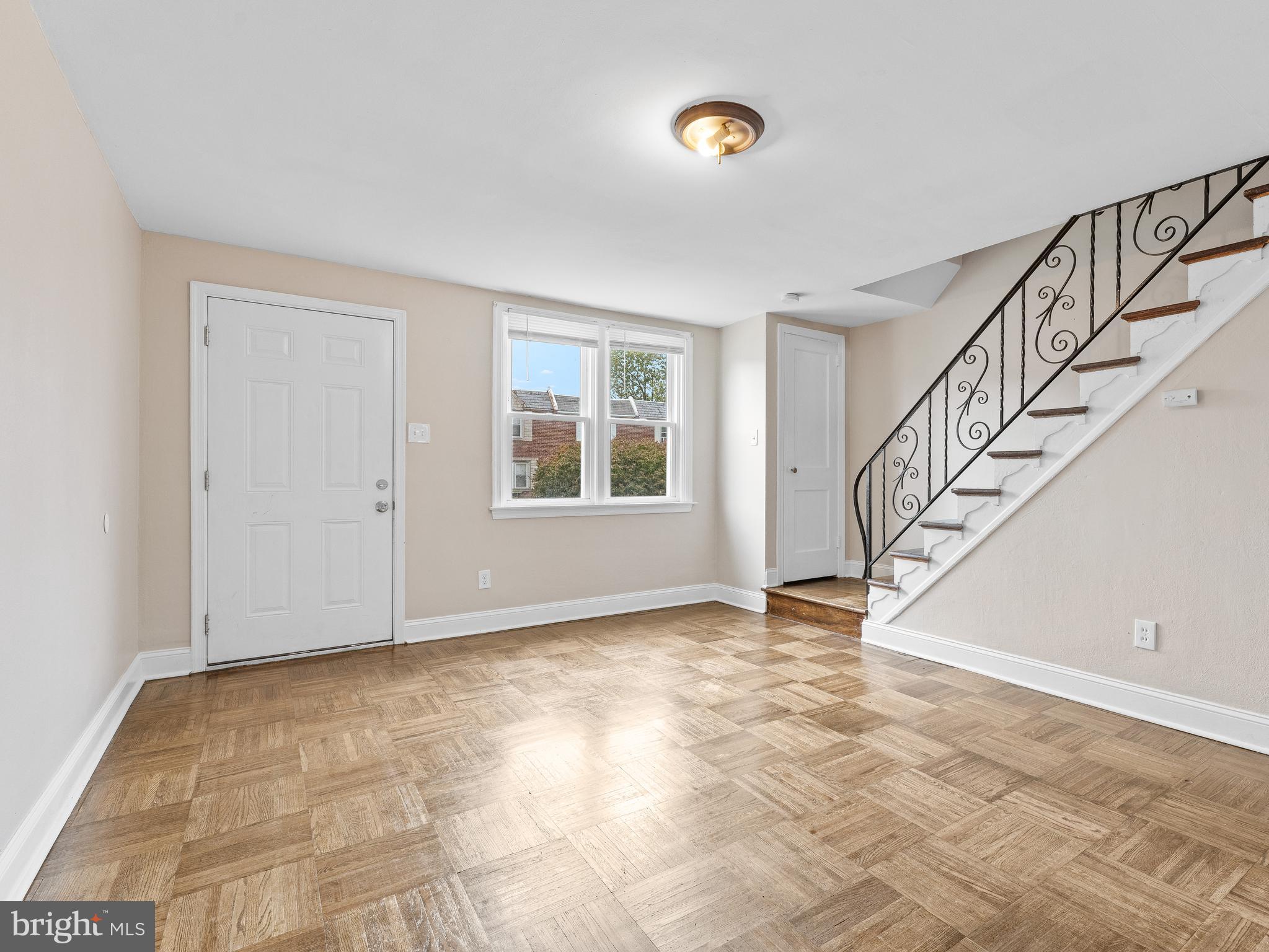 1343 Edgehill Road Darby, PA 19023 - Photo 5 of 23 Gallery Image 5