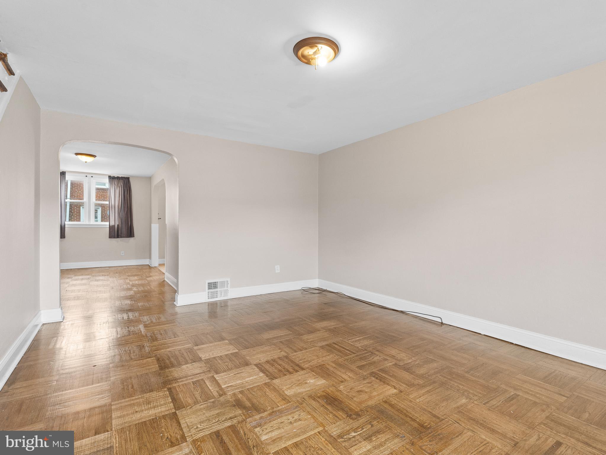 1343 Edgehill Road Darby, PA 19023 - Photo 6 of 23 Gallery Image 6