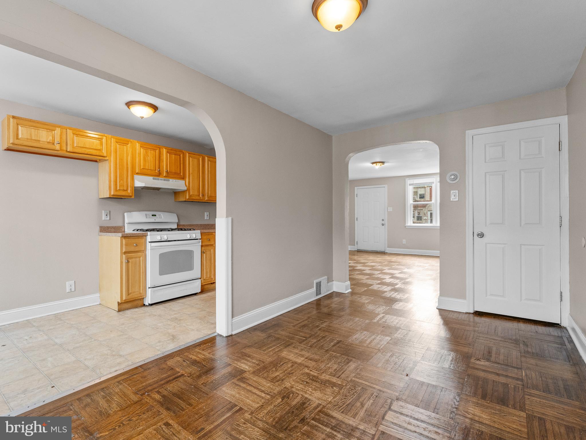 1343 Edgehill Road Darby, PA 19023 - Photo 8 of 23 Gallery Image 8