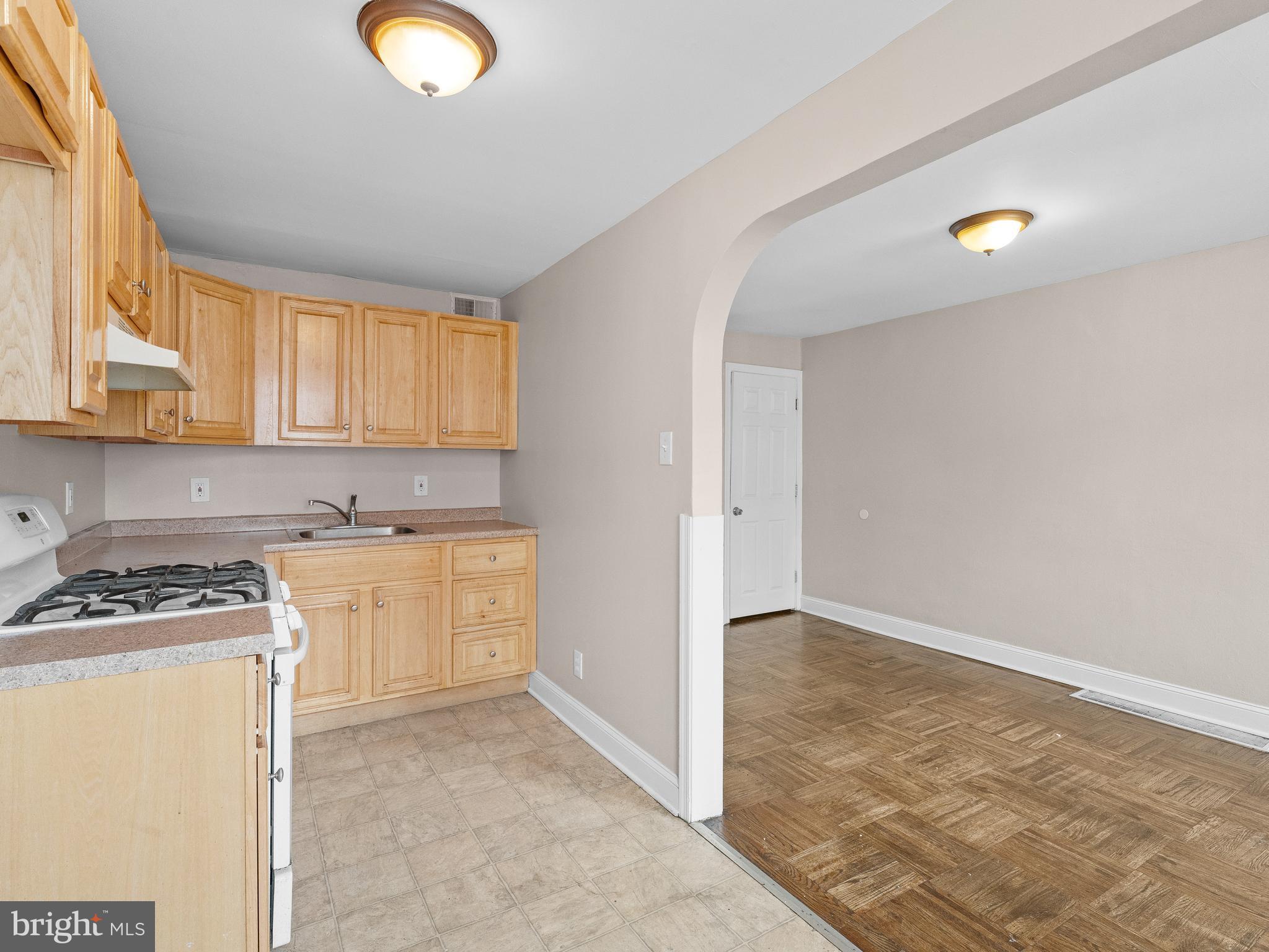 1343 Edgehill Road Darby, PA 19023 - Photo 10 of 23 Gallery Image 10