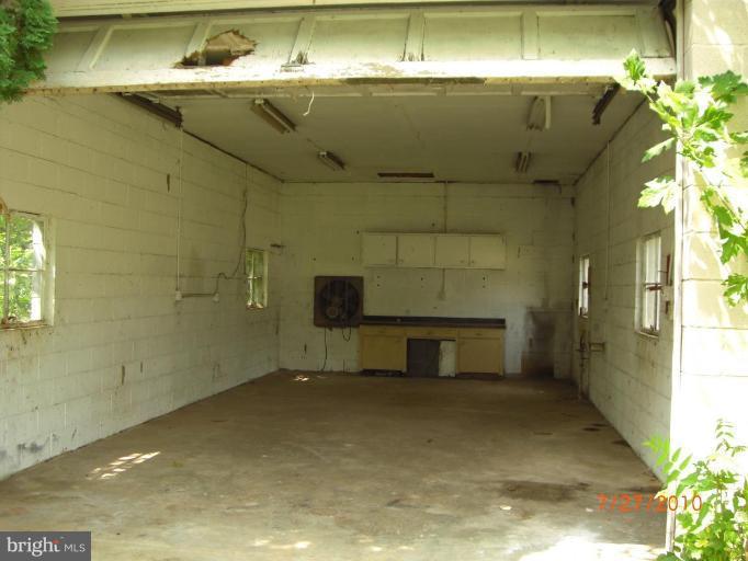 589 Ruebuck Road Clear Brook, VA 22624 - Photo 5 of 15 Garage 2