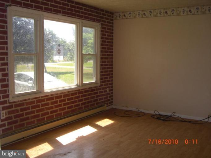 589 Ruebuck Road Clear Brook, VA 22624 - Photo 7 of 15 Living Room #2