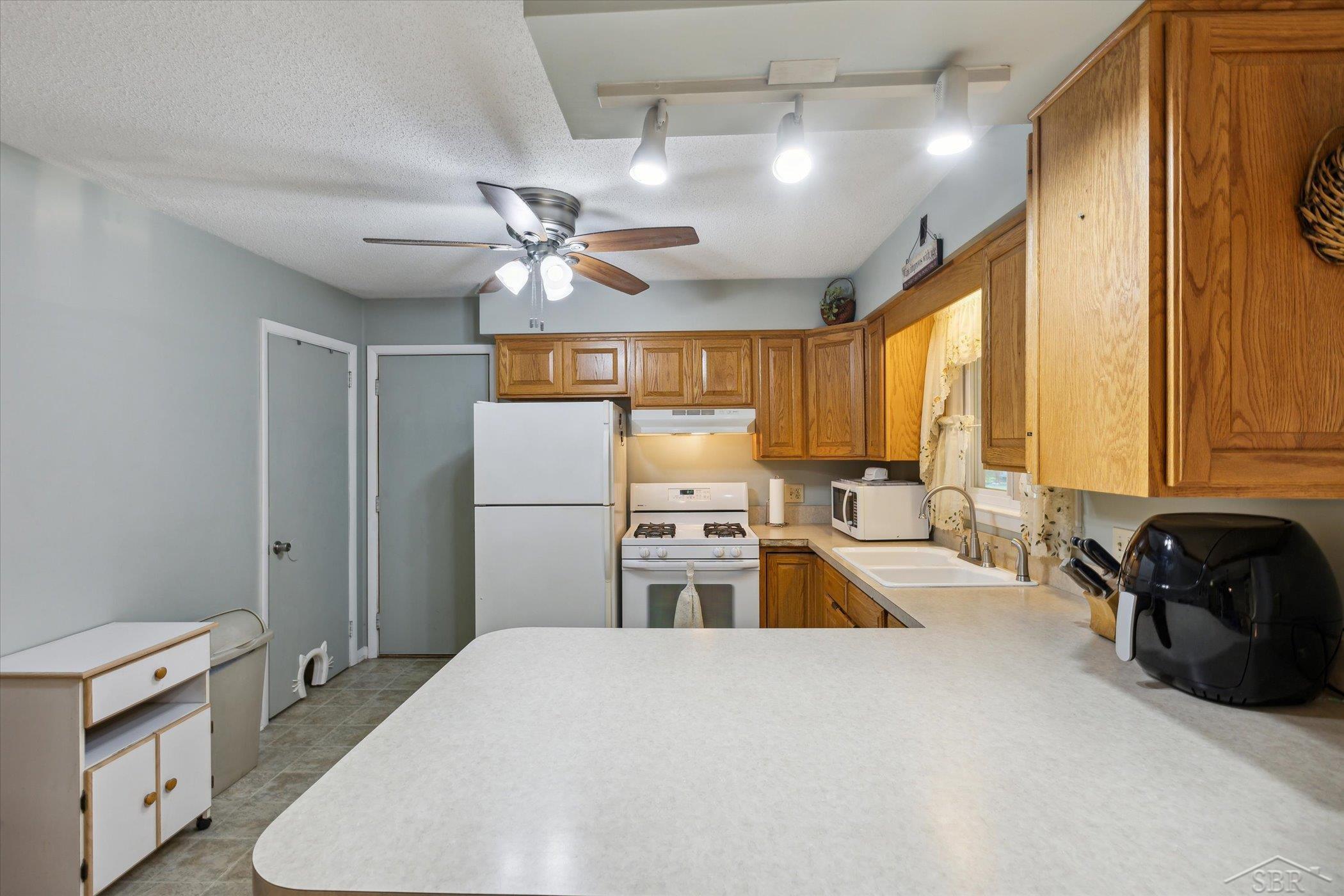 3564 South Towerline Road Bridgeport, MI 48722 - Photo 11 of 45 Gallery Image 11