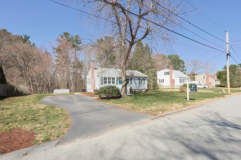 31 Anthony Road Franklin, MA 02038 - Photo 3 of 29 Gallery Image 3