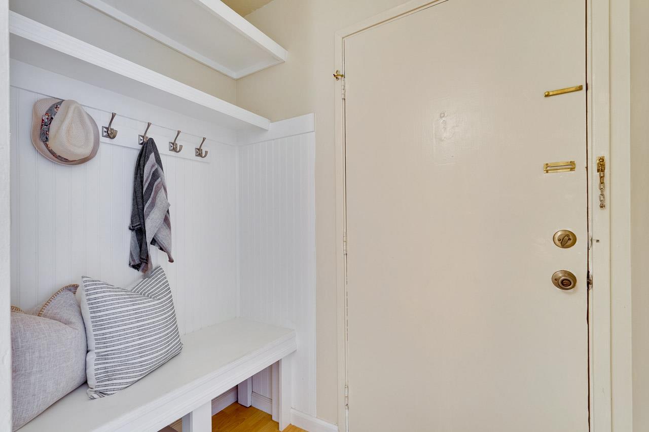 1123 Reed Avenue, Unit C Sunnyvale, CA 94086 - Photo 3 of 33