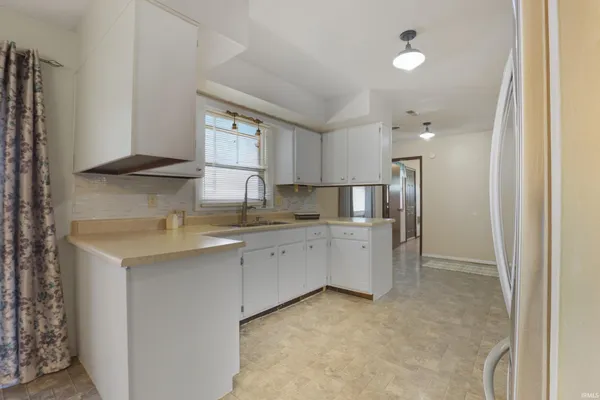 $260,000 | 2394 County Road 27, Waterloo, IN 46793