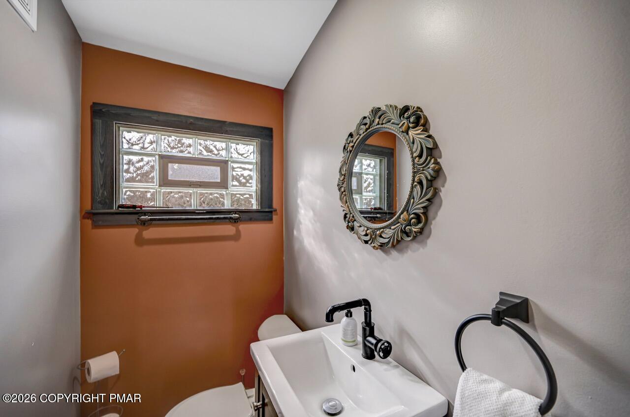 144 Highridge Road Albrightsville, PA 18210 - Photo 38 of 96 144 Highridge Rd 31 Large