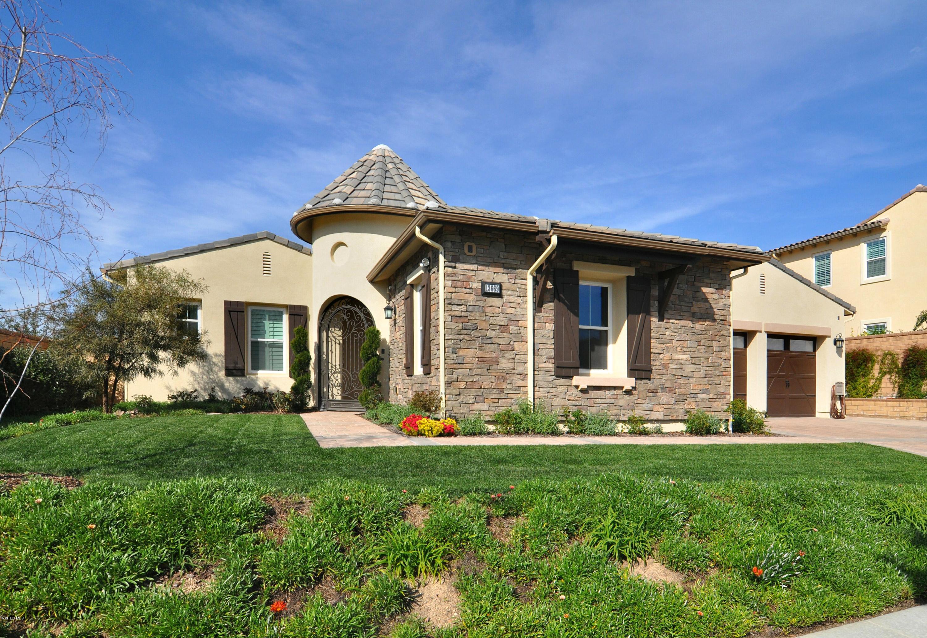 13669 Hightop Street Moorpark, CA 93021 - Photo 2 of 19 top2