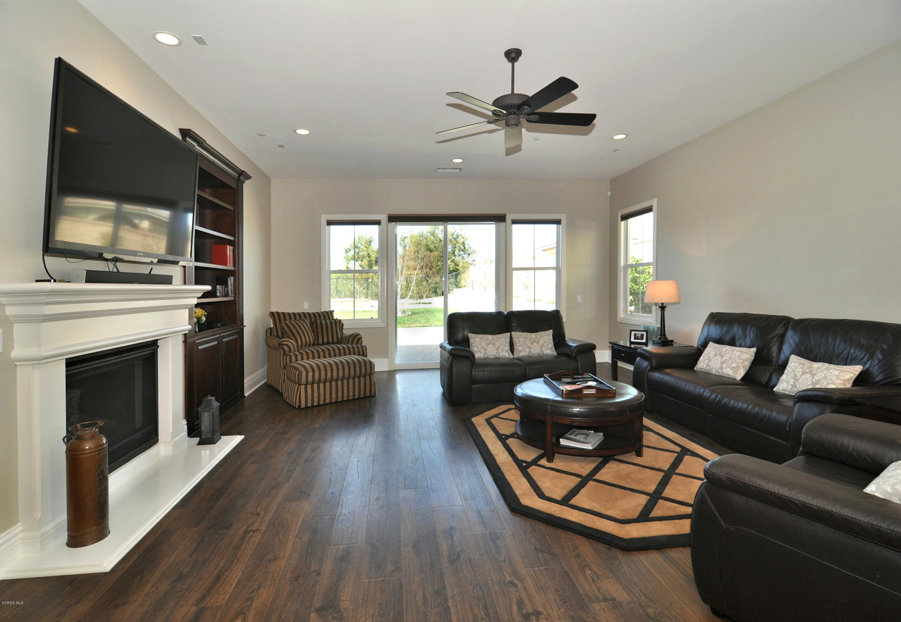 13669 Hightop Street Moorpark, CA 93021 - Photo 10 of 19 top14