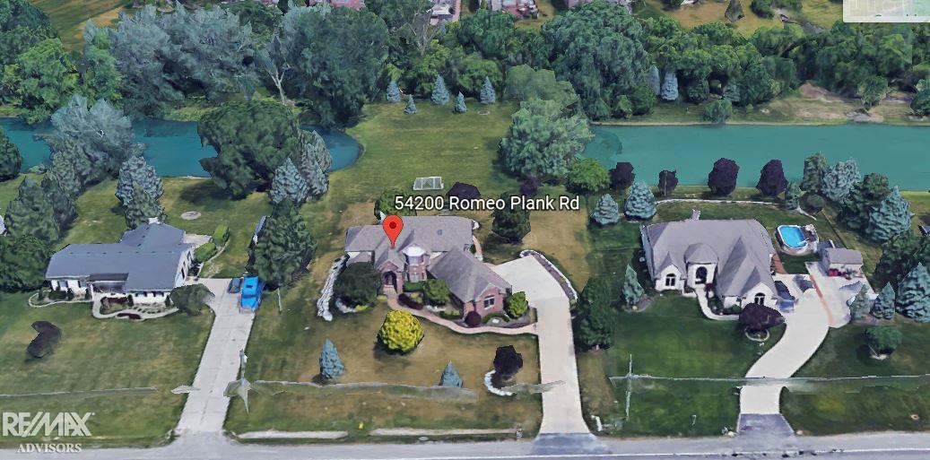54200 Romeo Plank Road Macomb, MI 48042 - Photo 2 of 38
