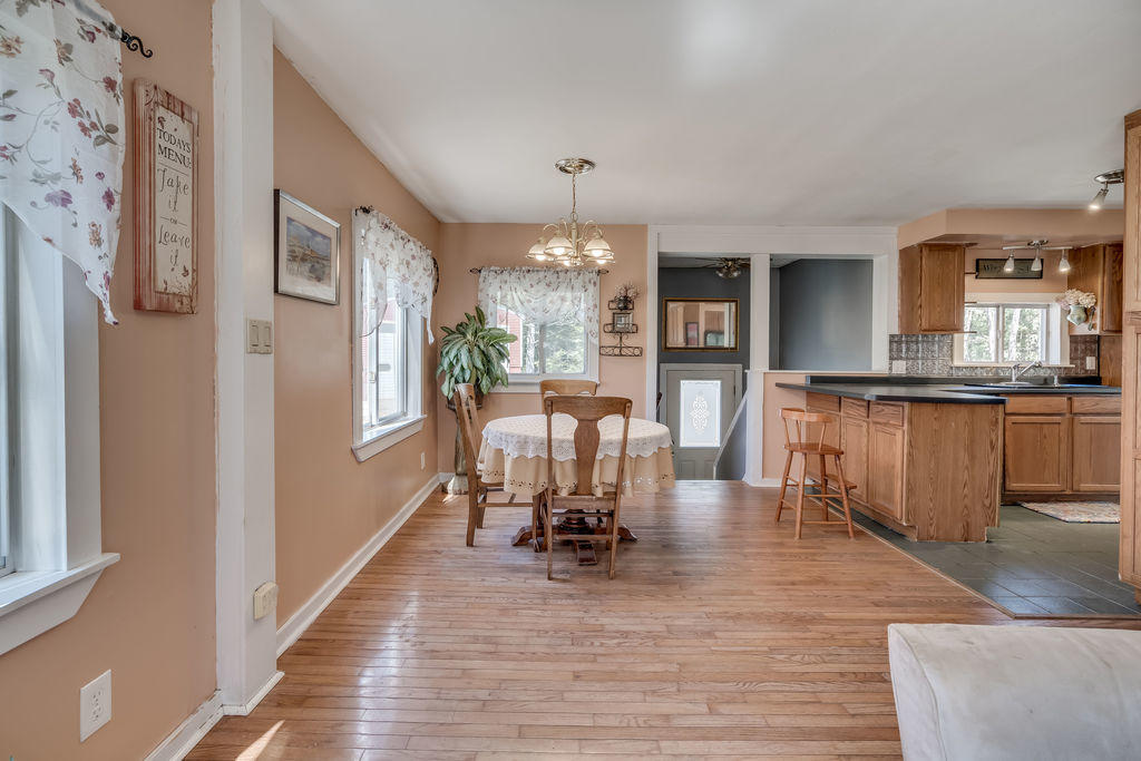102 Ross Road Old Orchard Beach, ME 04064 - Photo 9 of 39 102 Ross Rd