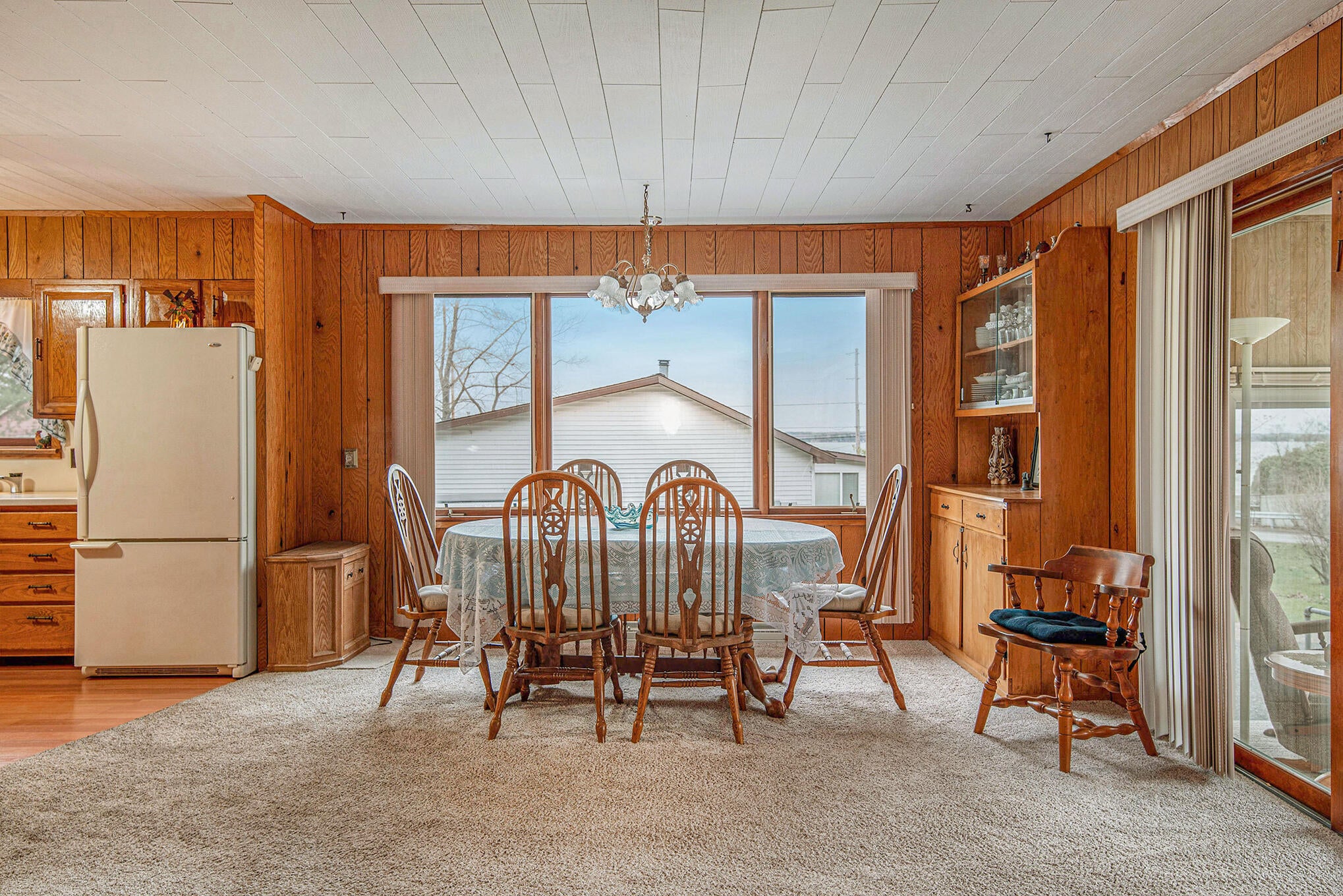 7497 Mullett Lake Road Cheboygan, MI 49721 - Photo 9 of 38 Gallery Image 9