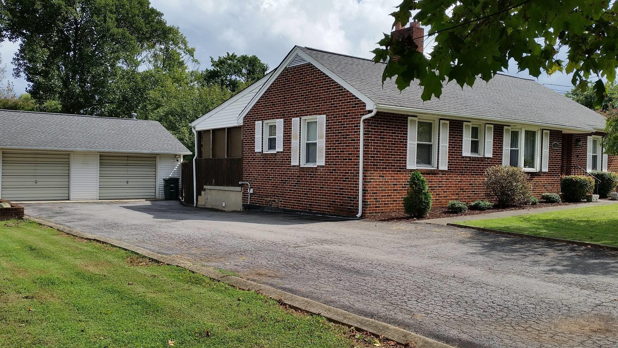 1128 Highland Road Salem, VA 24153 - Photo 2 of 28 Highland front left