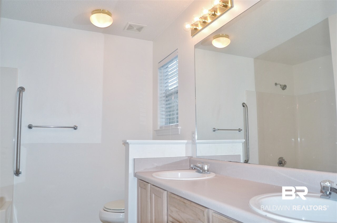 112 Northchase Court Fairhope, AL 36532 - Photo 3 of 9 Master Bath