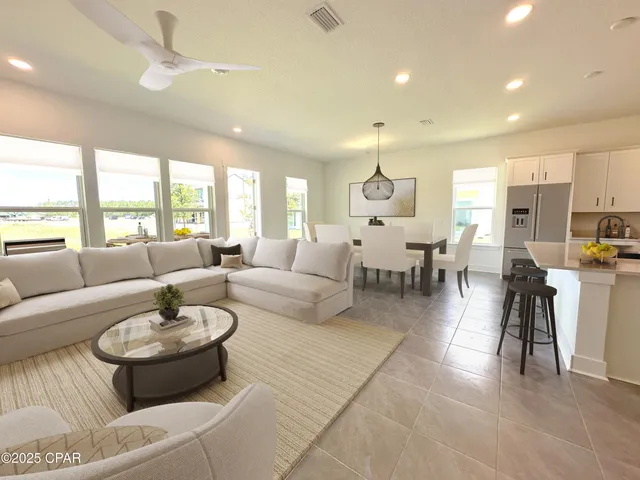 $3,000 | 959 Camp Fire Circle, Panama City Beach, FL 32413