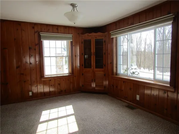 $225,000 | 310 Sr1062, Mill Run, PA 15464