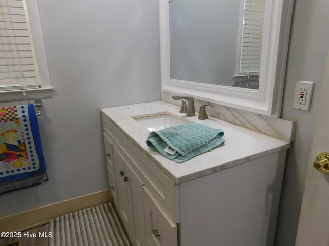 $215,000 | 1003 West Scotsdale Road, Laurinburg, NC 28352