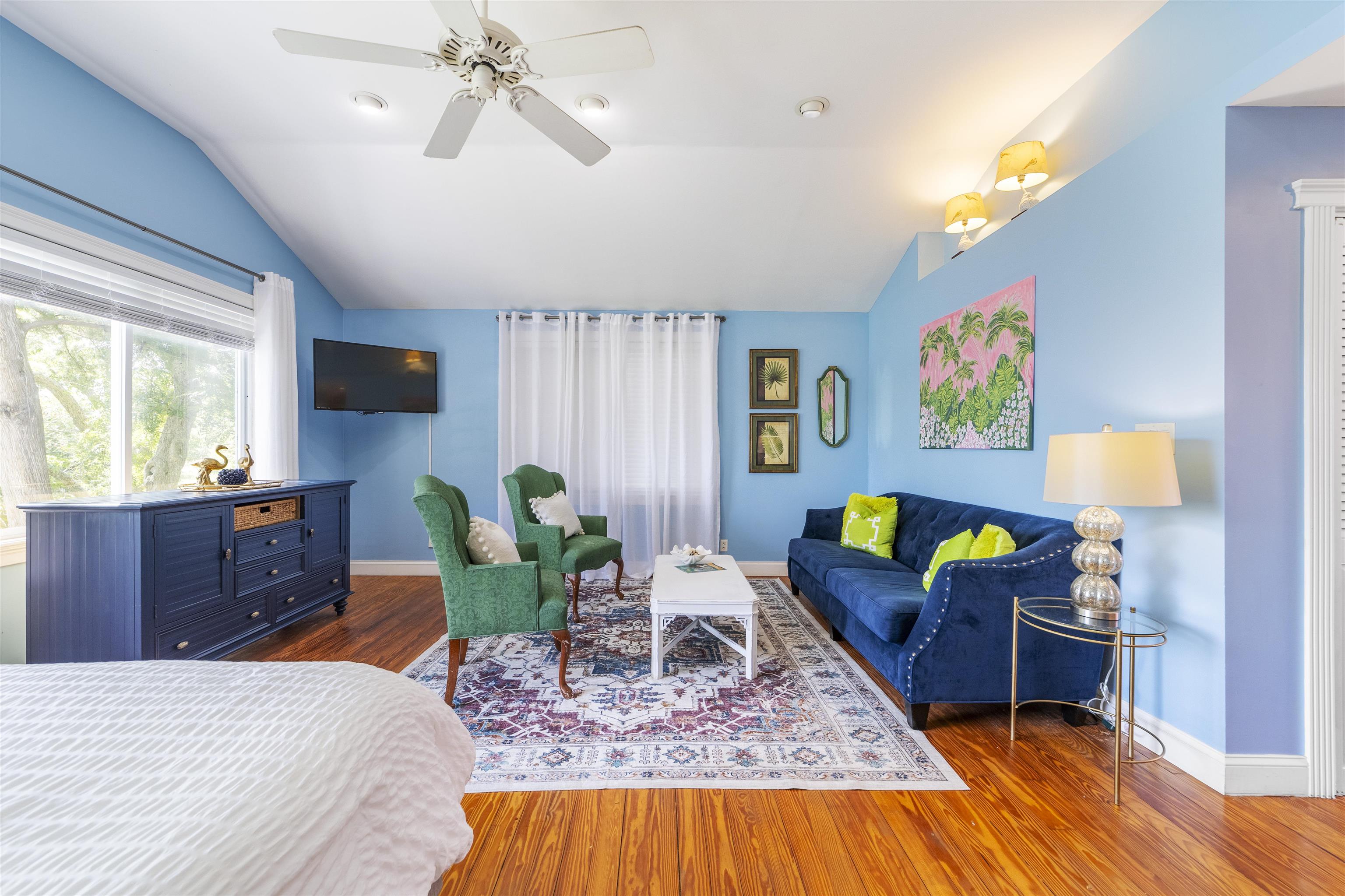 26 Rio Vista Drive St. Augustine, FL 32084 - Photo 66 of 91 a living room with furniture and a flat screen tv