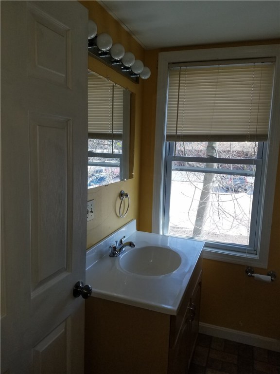 21 Snow Street Woonsocket, RI 02895 - Photo 9 of 11 Gallery Image 9