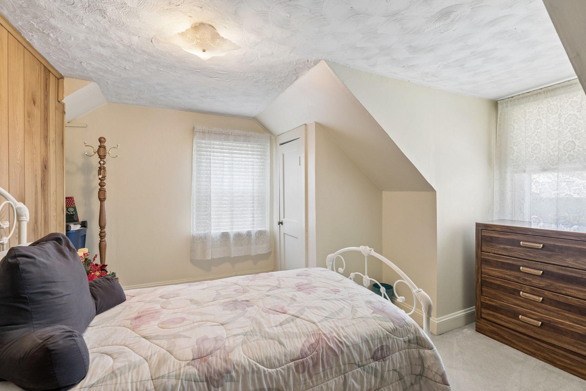 19 Old Solomons Island Road Annapolis, MD 21401 - Photo 19 of 51 Bedroom
