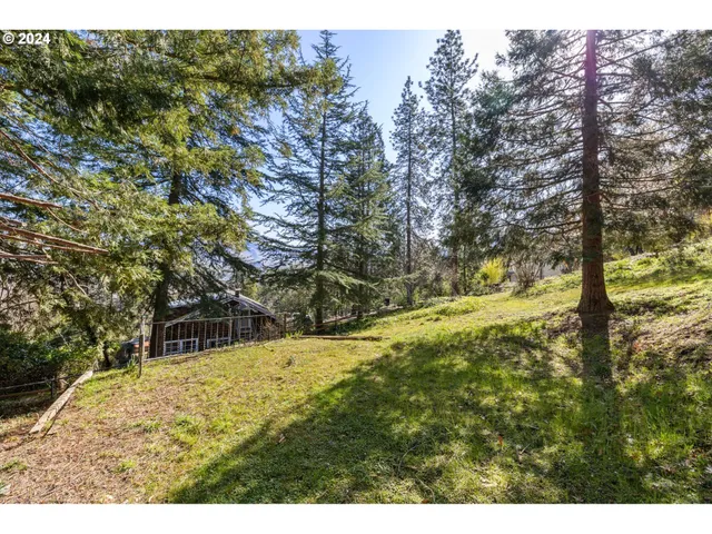 $95,000 | 319 West Street, Ashland, OR 97520