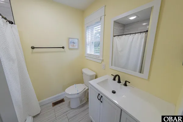 $1,799,000 | 41466 Portside Drive, Avon, NC 27915