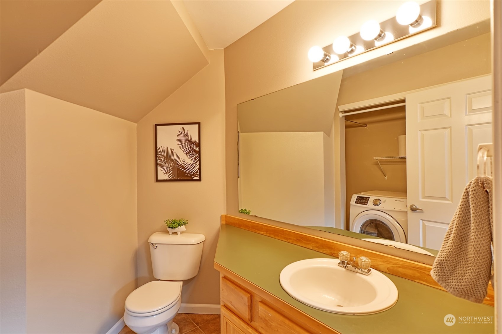 13438 Boulder Ridge Road Southeast Monroe, WA 98272 - Photo 13 of 30 a bathroom with a sink and a toilet