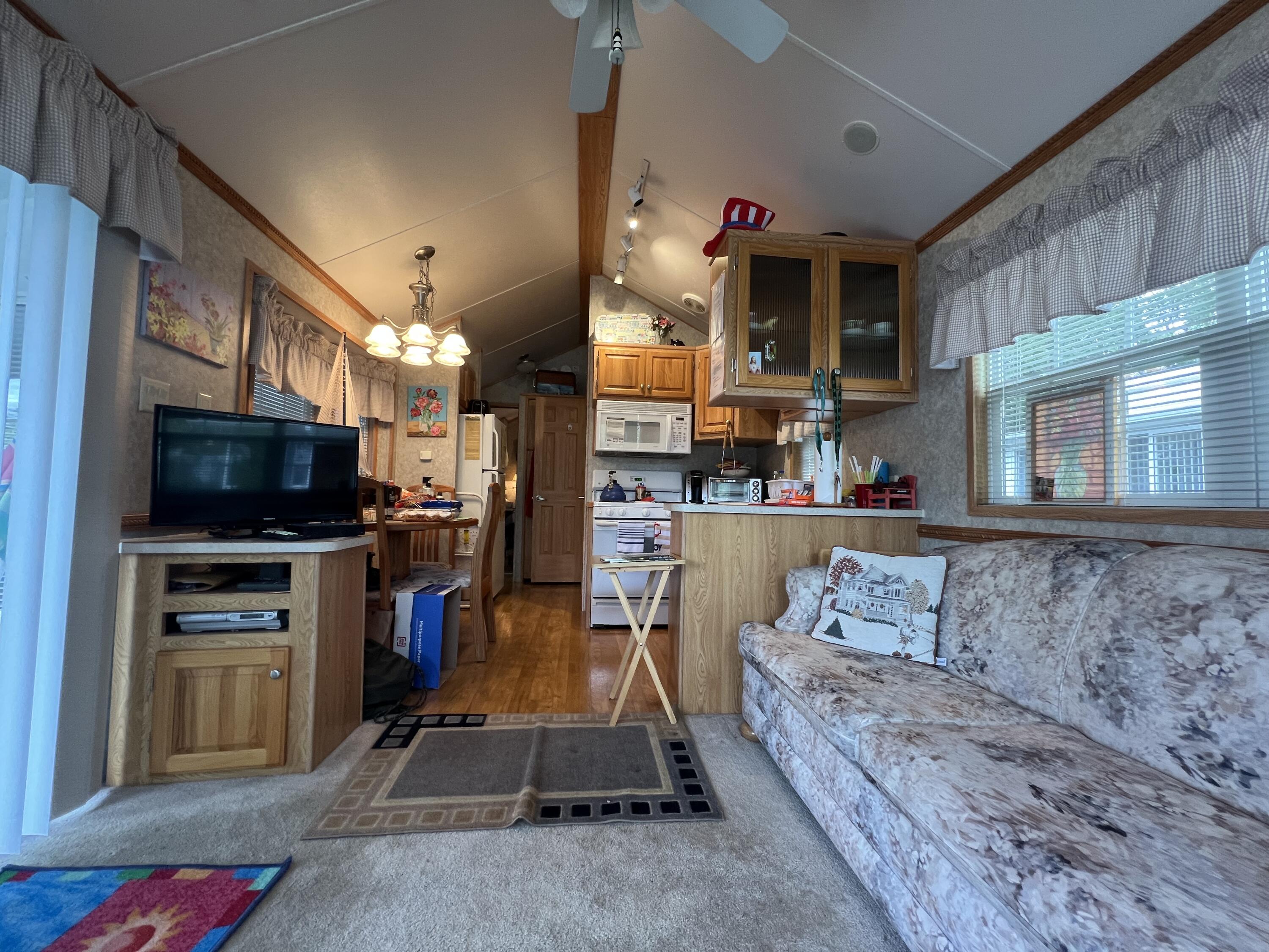 430 Post Road, Unit 217 Wells, ME 04090 - Photo 7 of 9 IMG_9916
