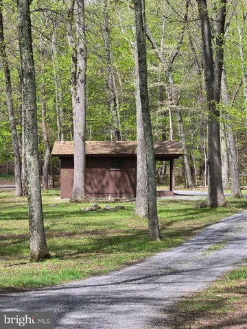 $70,600 | Pioneer Trail, Great Cacapon, WV 25422