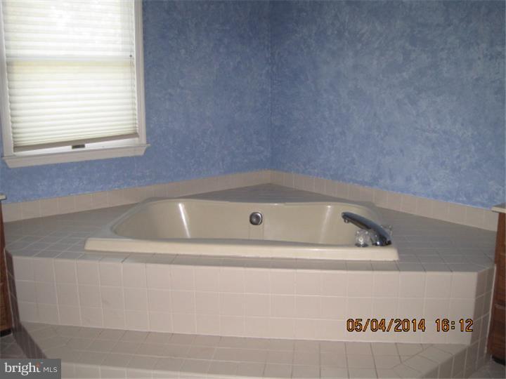 832 Redgate Road Dresher, PA 19025 - Photo 8 of 10 Gallery Image 8