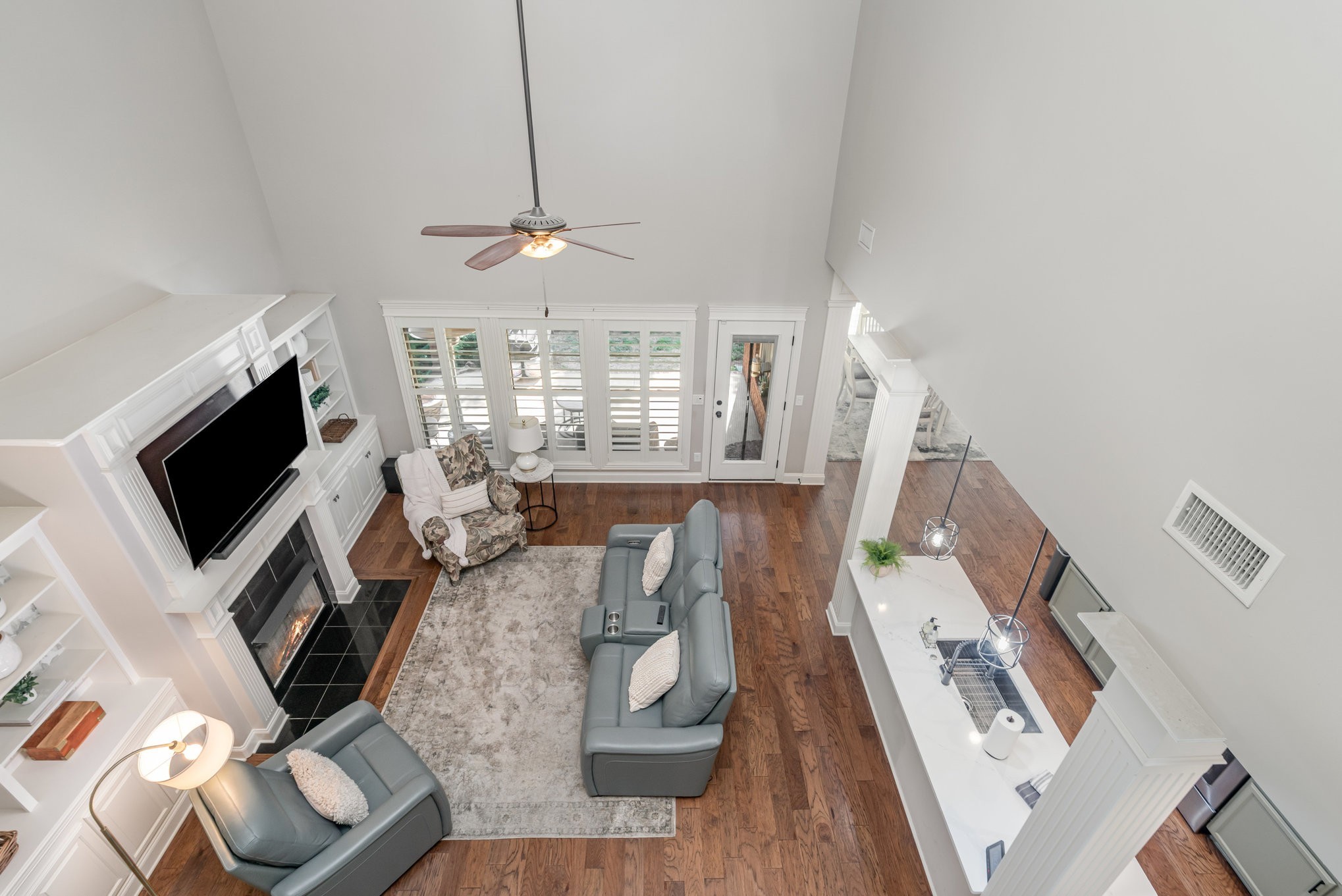 5227 Starnes Drive Murfreesboro, TN 37128 - Photo 16 of 27 a living room with furniture and a flat screen tv