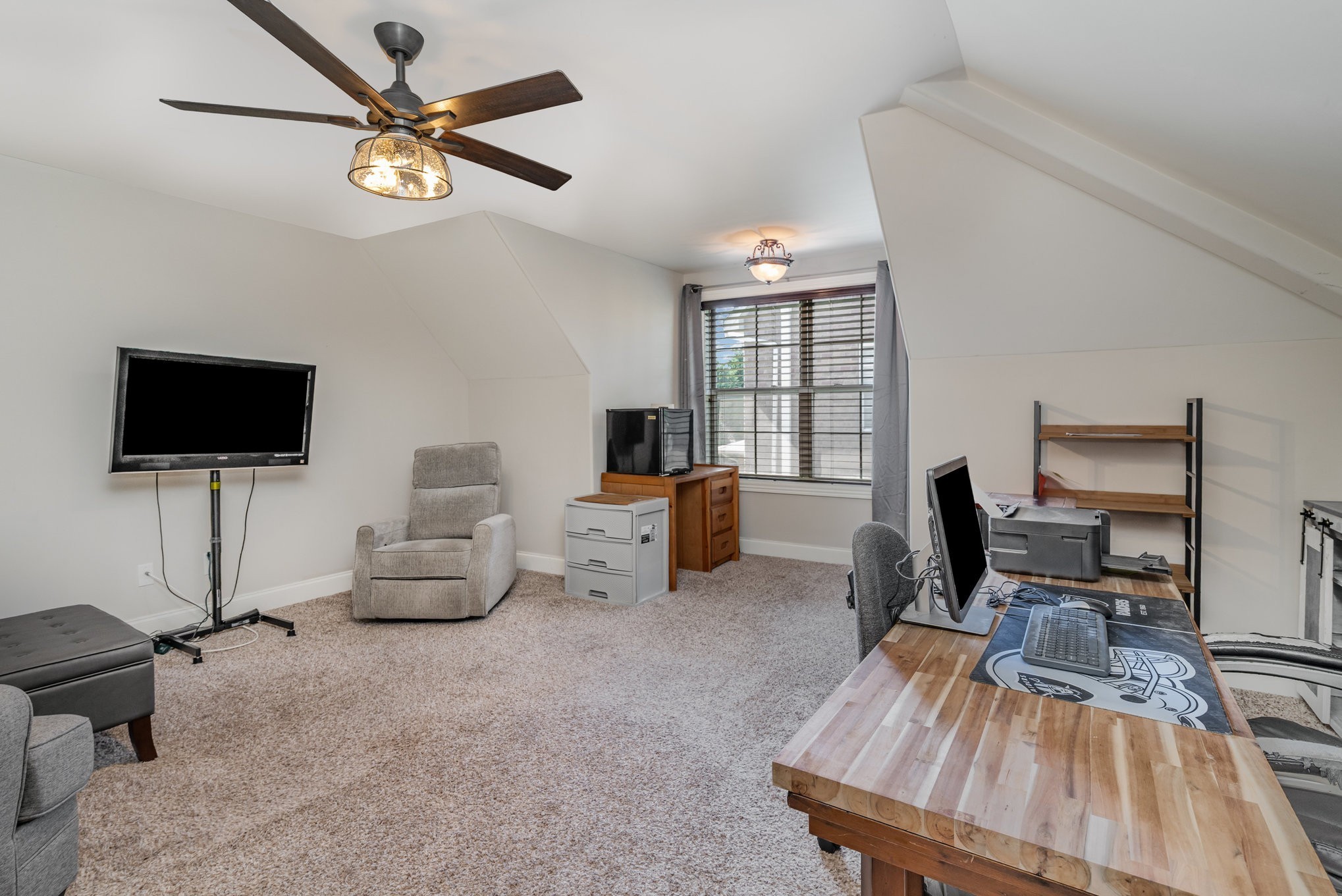 5227 Starnes Drive Murfreesboro, TN 37128 - Photo 19 of 29 a living room with furniture and a flat screen tv