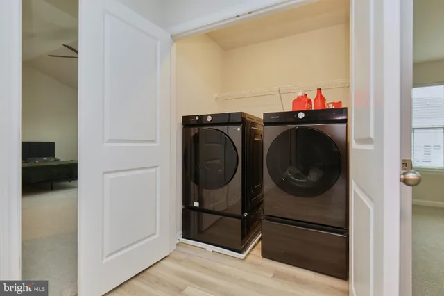 a view of a yard in front of a house