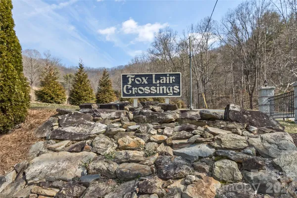 $1,000,000 | 46 Carden Drive, Unit 10, Weaverville, NC 28787