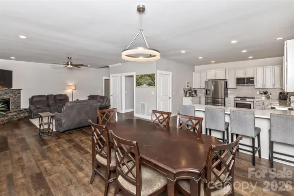 $1,000,000 | 46 Carden Drive, Unit 10, Weaverville, NC 28787