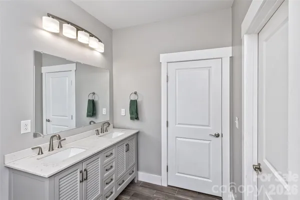 $1,000,000 | 46 Carden Drive, Unit 10, Weaverville, NC 28787