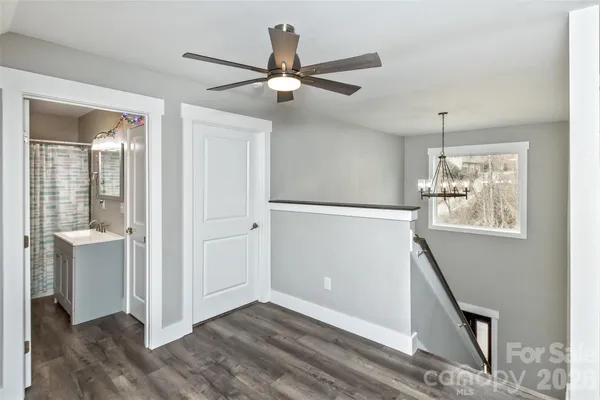$1,000,000 | 46 Carden Drive, Unit 10, Weaverville, NC 28787