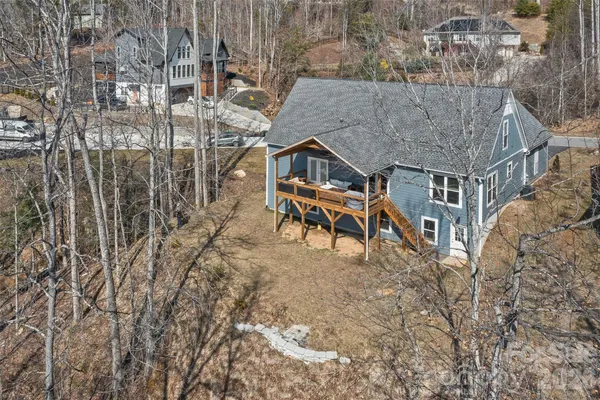 $1,000,000 | 46 Carden Drive, Unit 10, Weaverville, NC 28787