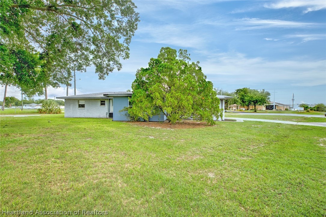 1221 Forest Road Sebring, FL 33872 - Photo 27 of 37