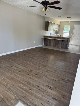 $1,295 | 912 Shirley Ann Trail, Lakeland, FL 33809